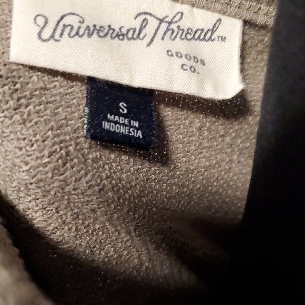 Universal Thread Camouflage Print Sweatshirt - image 2